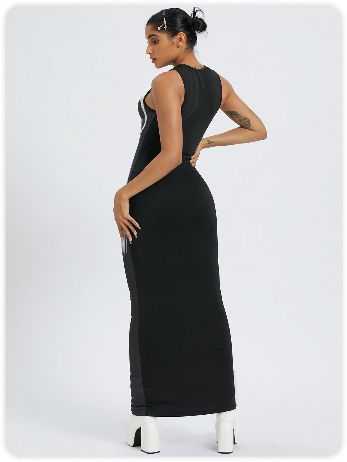 Crew Neck Human Body Sleeveless Maxi Dress