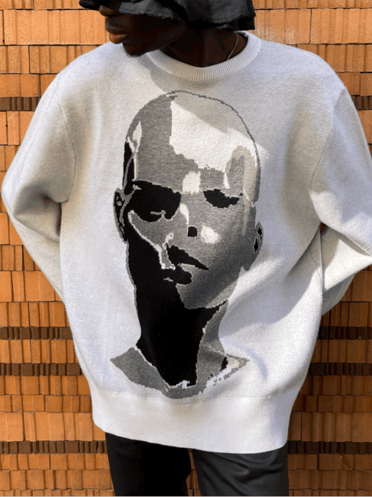 Crew Neck Figure Long Sleeve Sweater