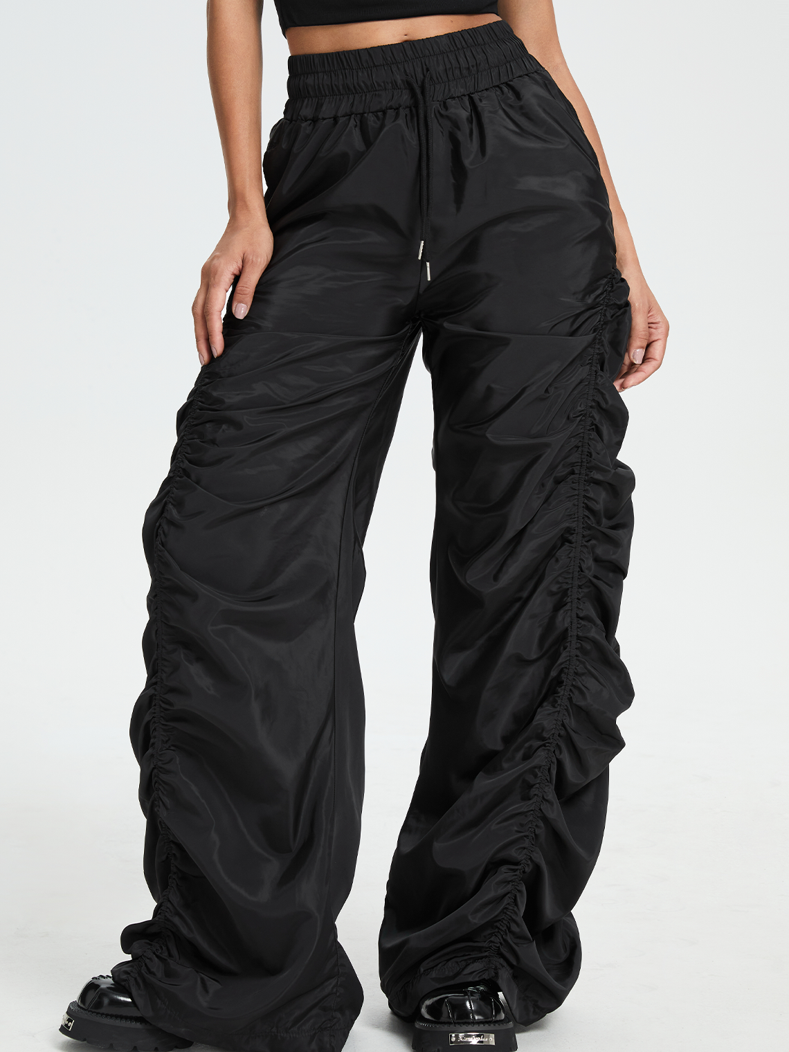 Street Black Wrinkled Bottom Pants