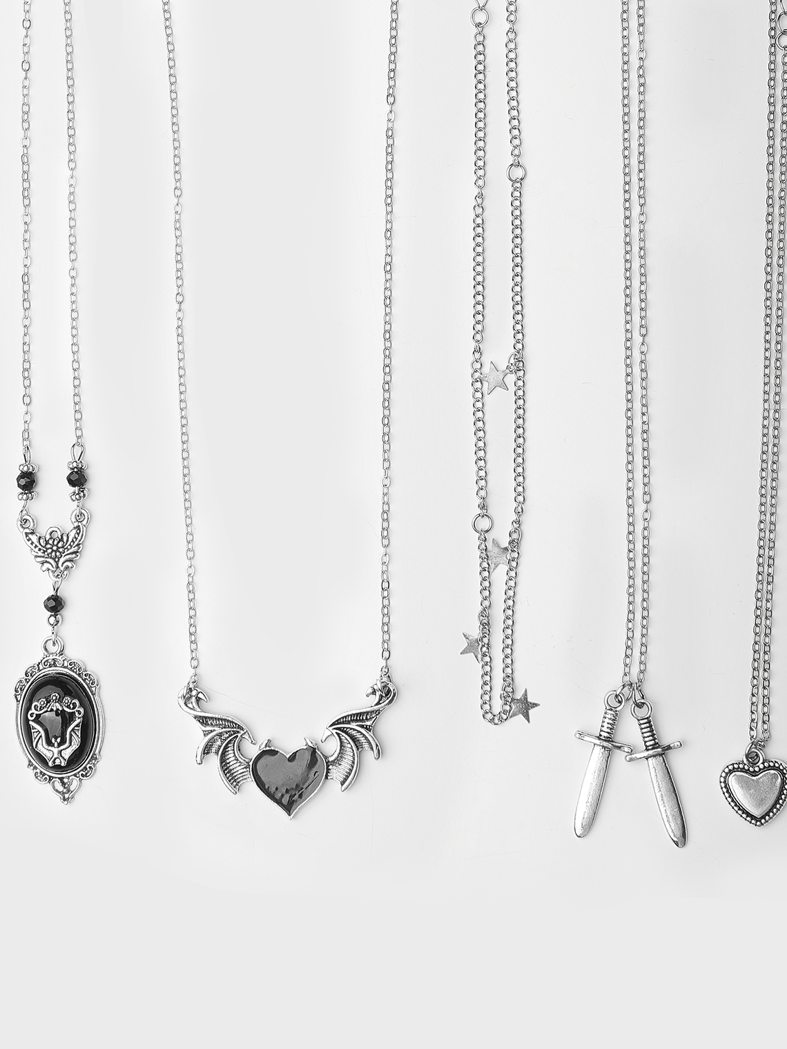 Metal Heart/Cordate Necklace