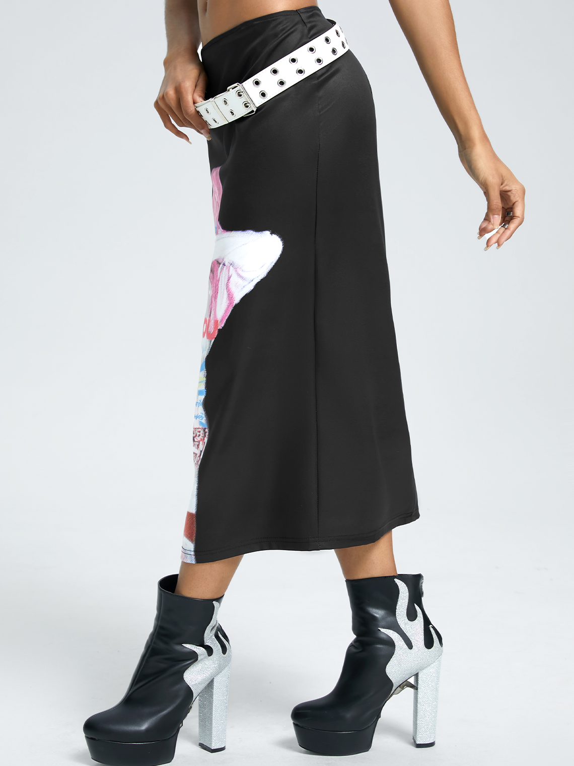 Y2K Black Bottom Skirt