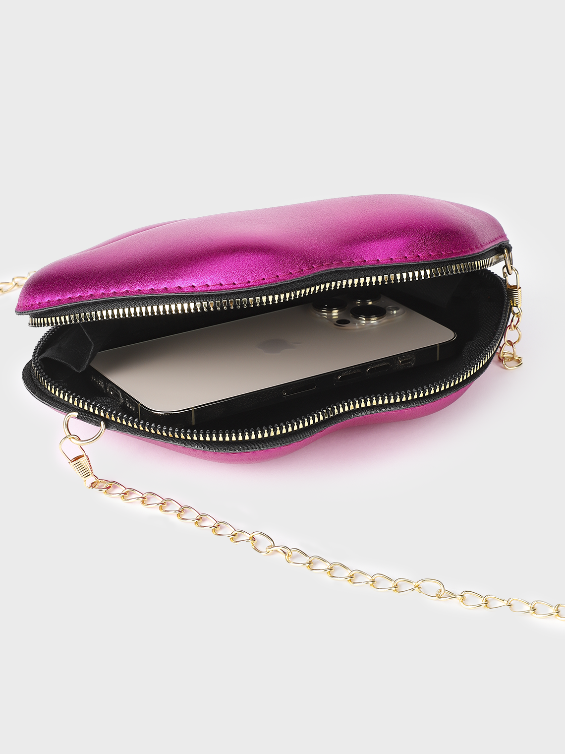 Metallic PU Sliver Lip Shape Bag